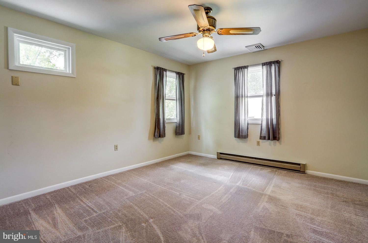 118 Noble Street Lititz, PA 17543 - Photo 25 of 40