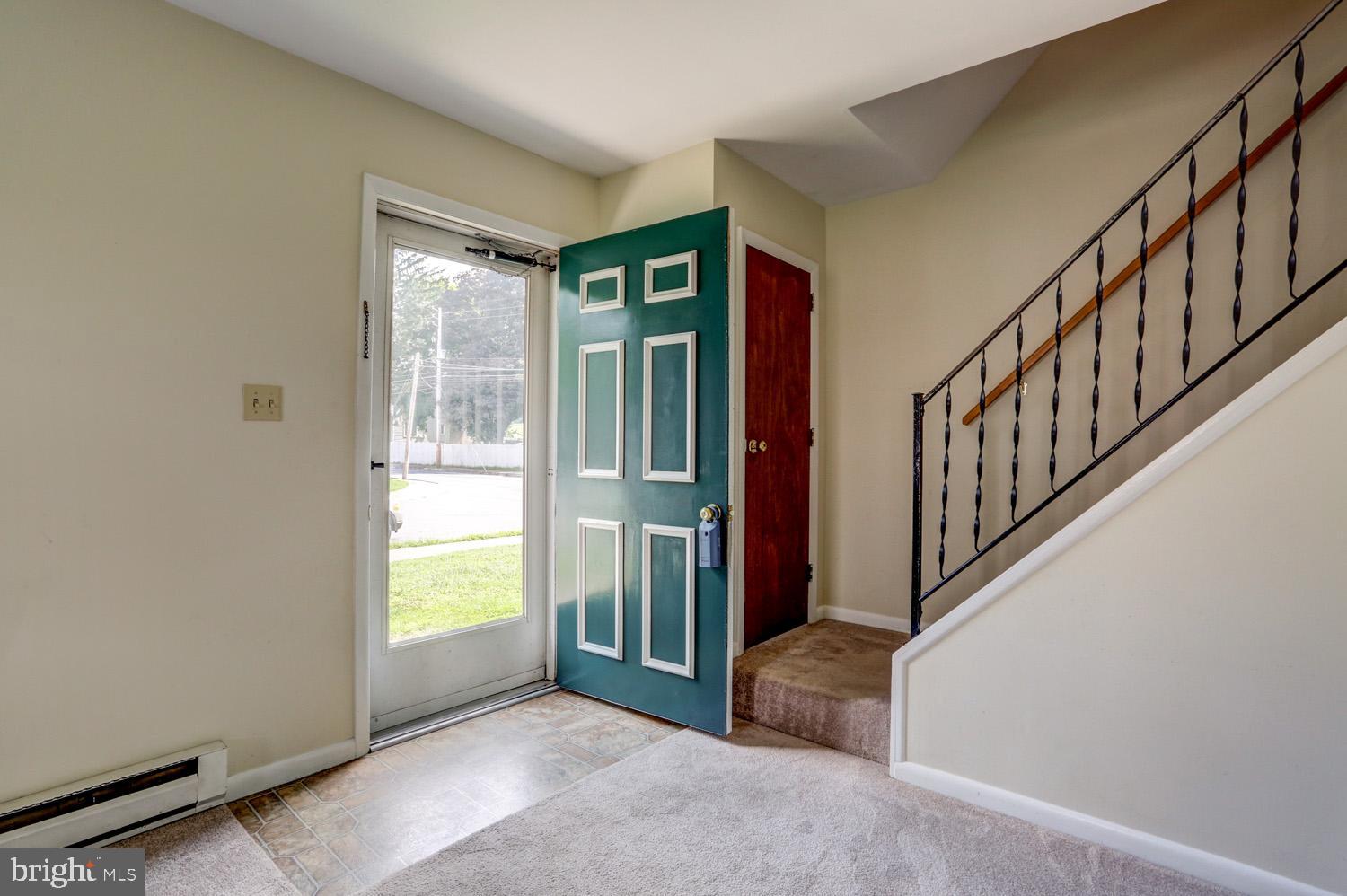 118 Noble Street Lititz, PA 17543 - Photo 5 of 40
