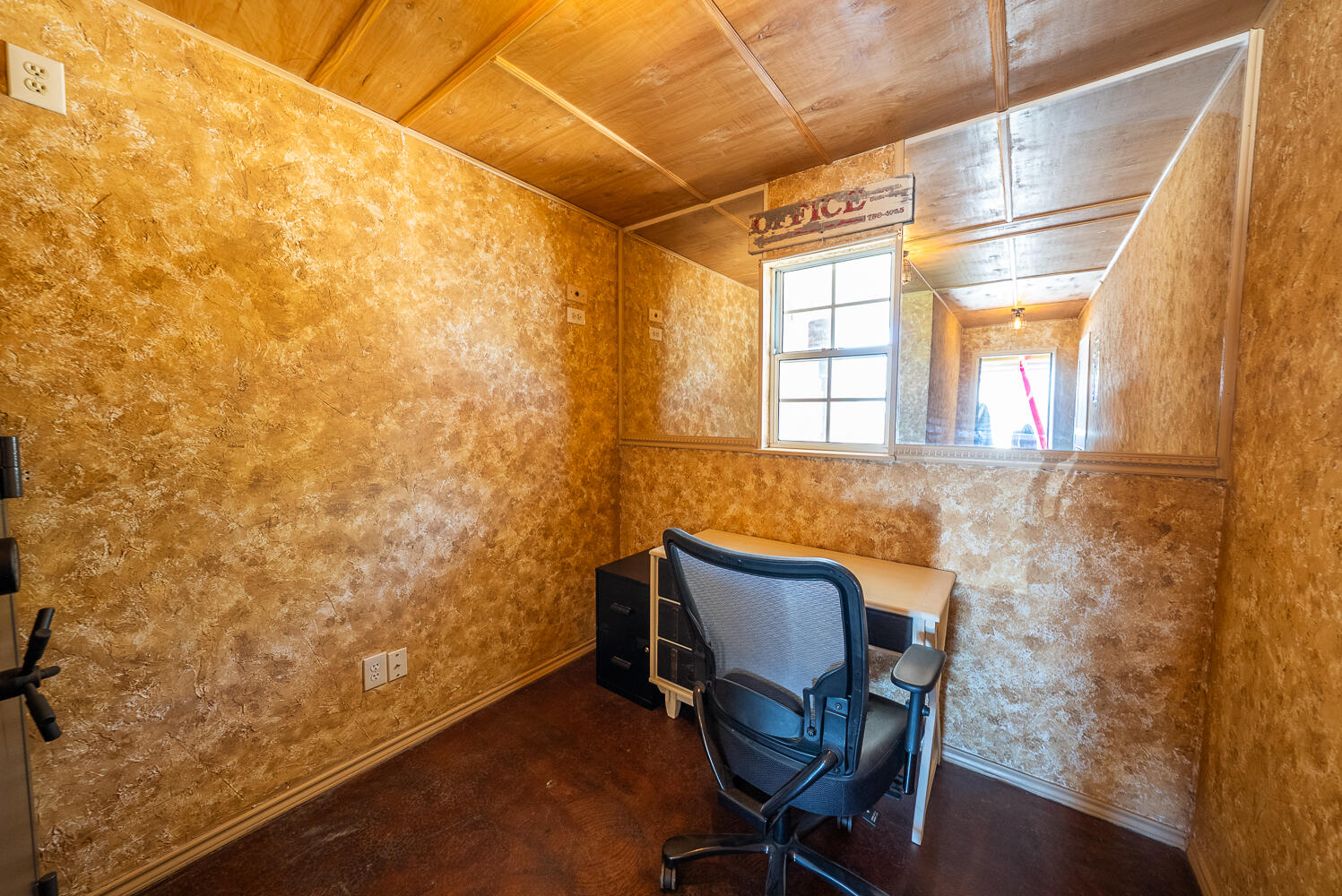 5416 100th Street Lubbock, TX 79424 - Photo 23 of 25 DSC01383