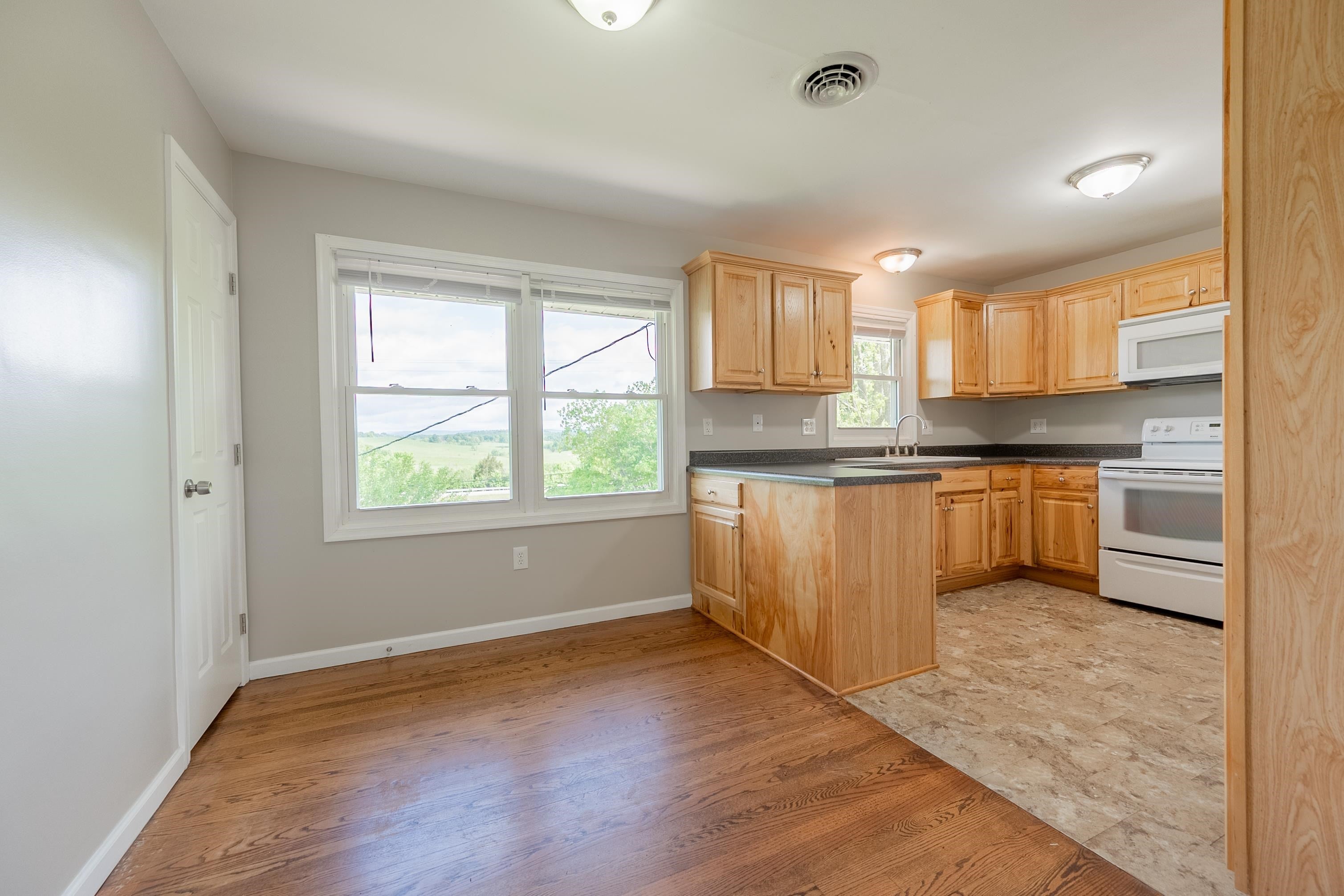 7705 Brandon Road Radford, VA 24141 - Photo 15 of 53 Gallery Image 15
