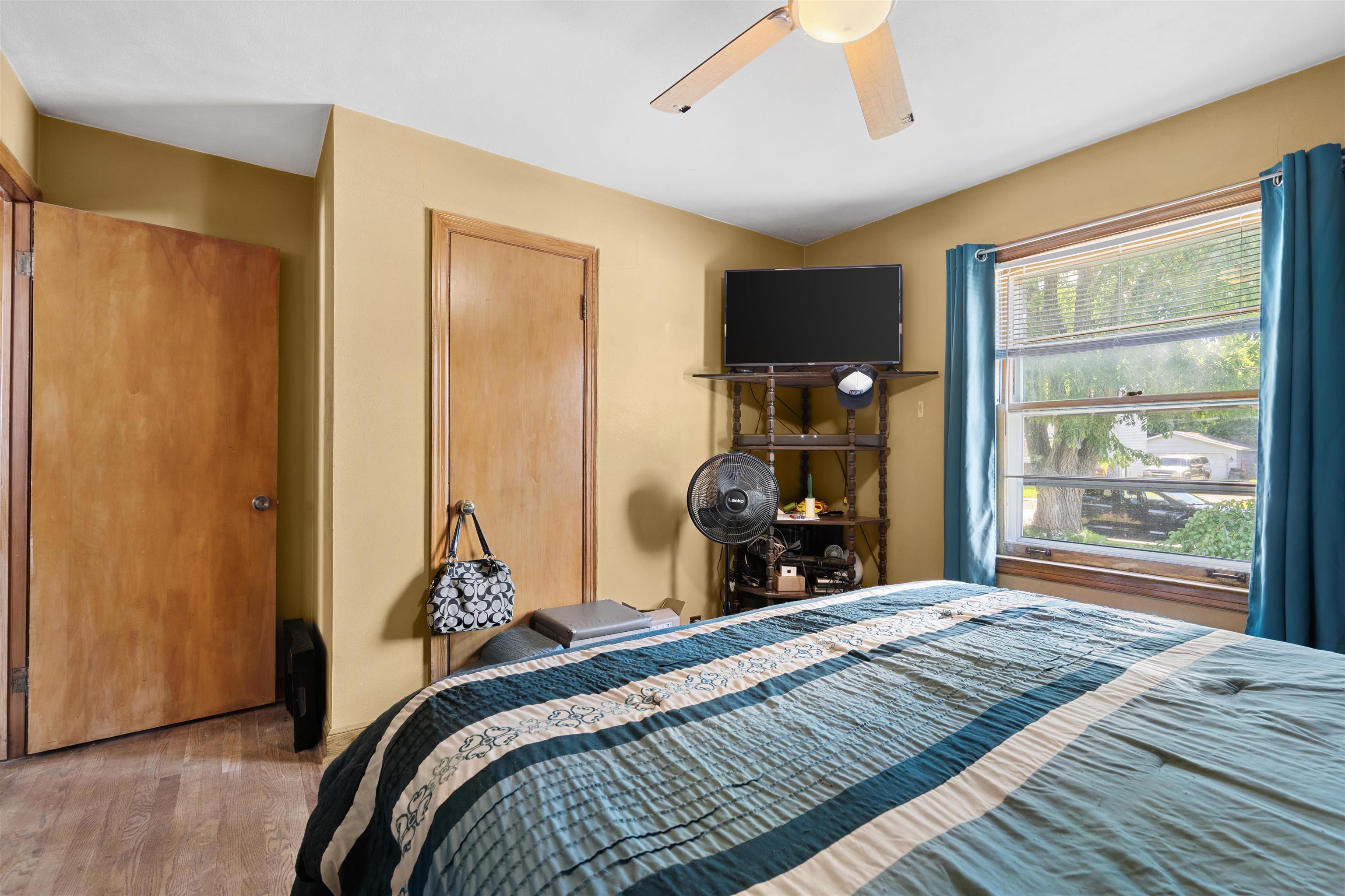 641 State Street Menasha, WI 54952 - Photo 7 of 33