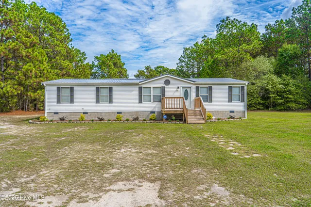 $239,500 | 151 Allen Lane, Aberdeen, NC 28315