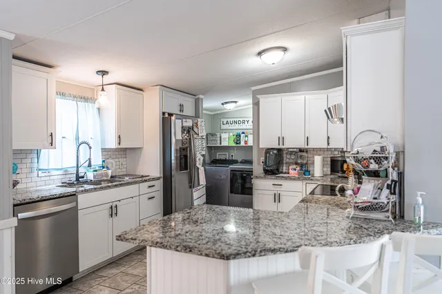 $249,900 | 151 Allen Lane, Aberdeen, NC 28315