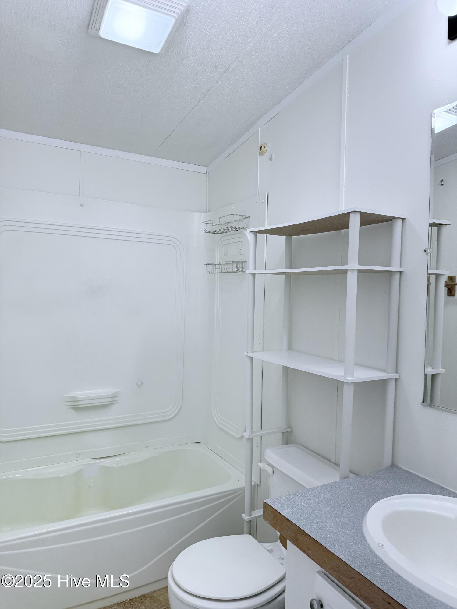 151 Allen Lane Aberdeen, NC 28315 - Photo 17 of 29 IMG_8250