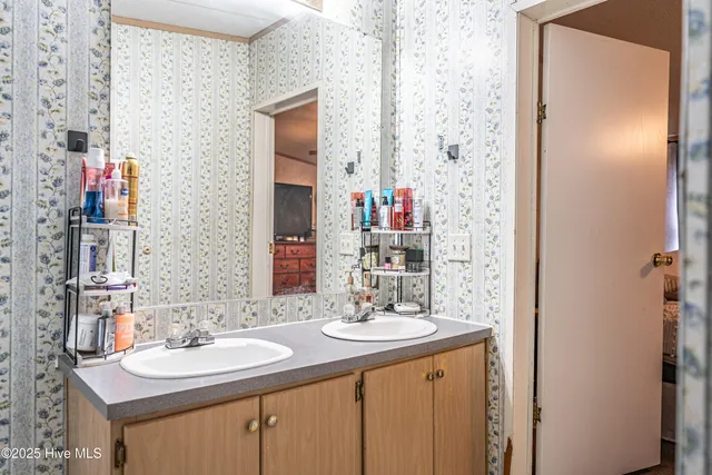 $249,900 | 151 Allen Lane, Aberdeen, NC 28315