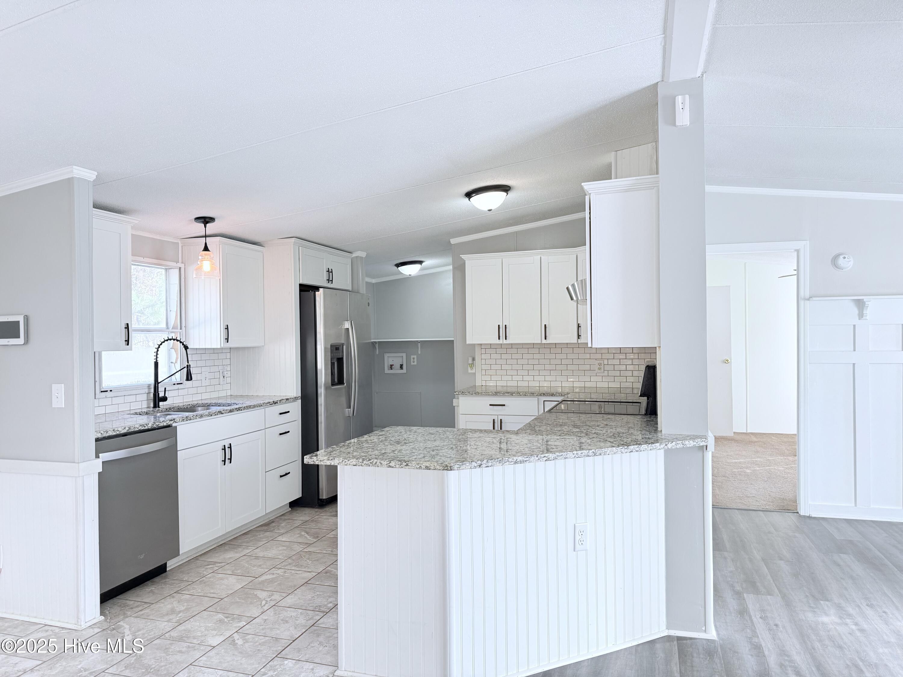 151 Allen Lane Aberdeen, NC 28315 - Photo 7 of 29 IMG_8242