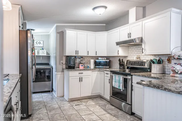 $249,900 | 151 Allen Lane, Aberdeen, NC 28315