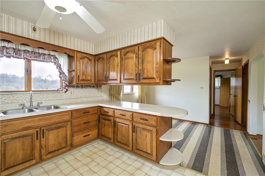 105 Watt Road Jeannette, PA 15644 - Photo 11 of 25 Gallery Image 11