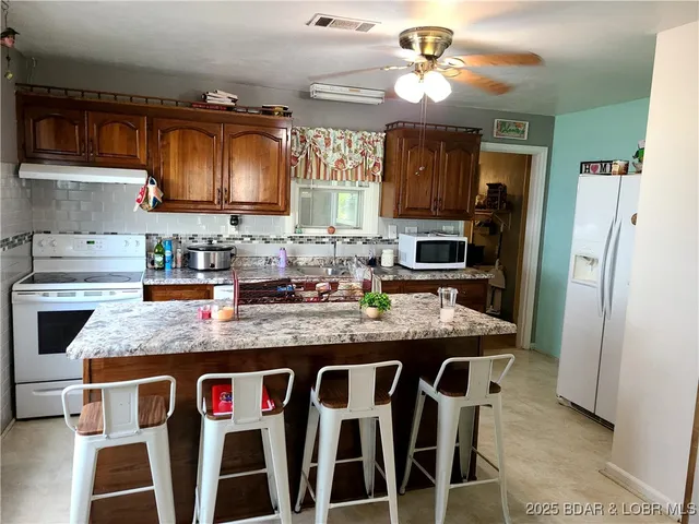 $210,000 | 408 West Cleveland Street, Versailles, MO 65084