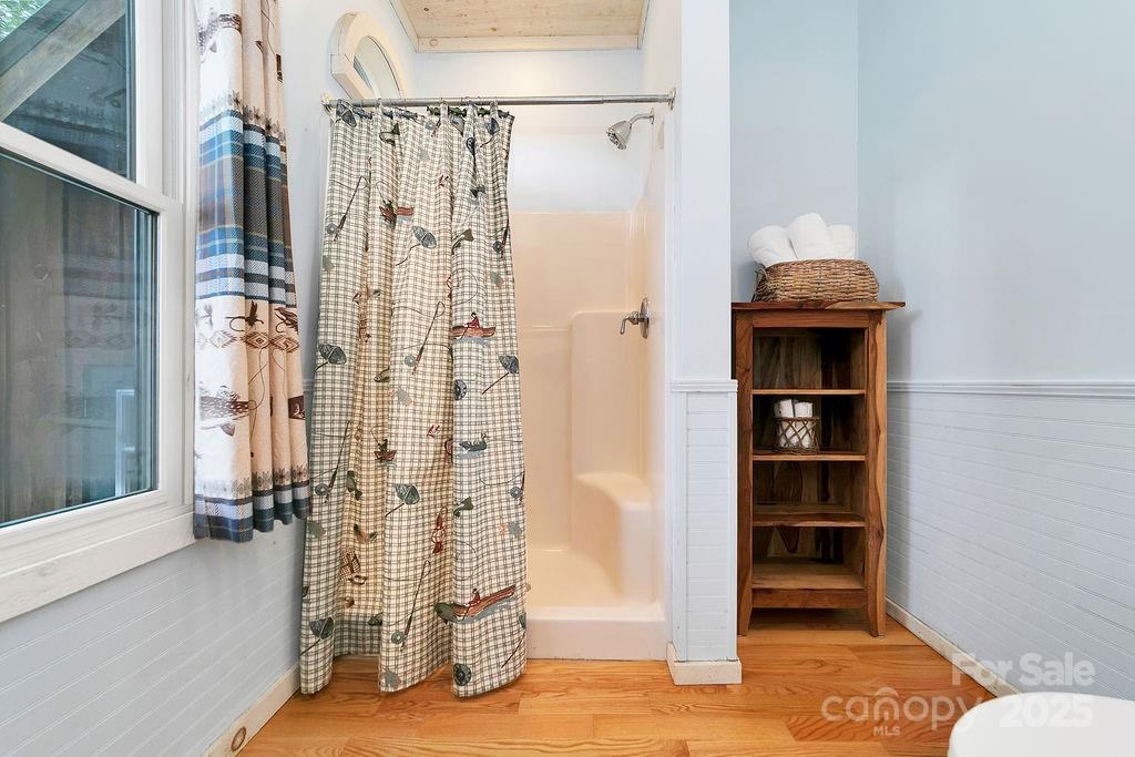 418 Sandy Lane Brevard, NC 28712 - Photo 31 of 45 a view of bathroom with a shower