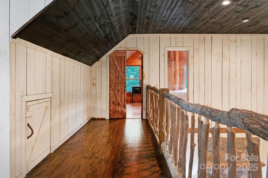 418 Sandy Lane Brevard, NC 28712 - Photo 38 of 45 a view of a entryway