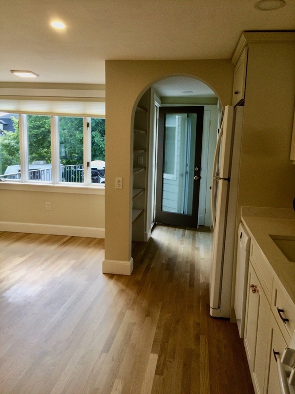 16 Hobbs Road, Unit 1 Medford, MA 02155 - Photo 7 of 22