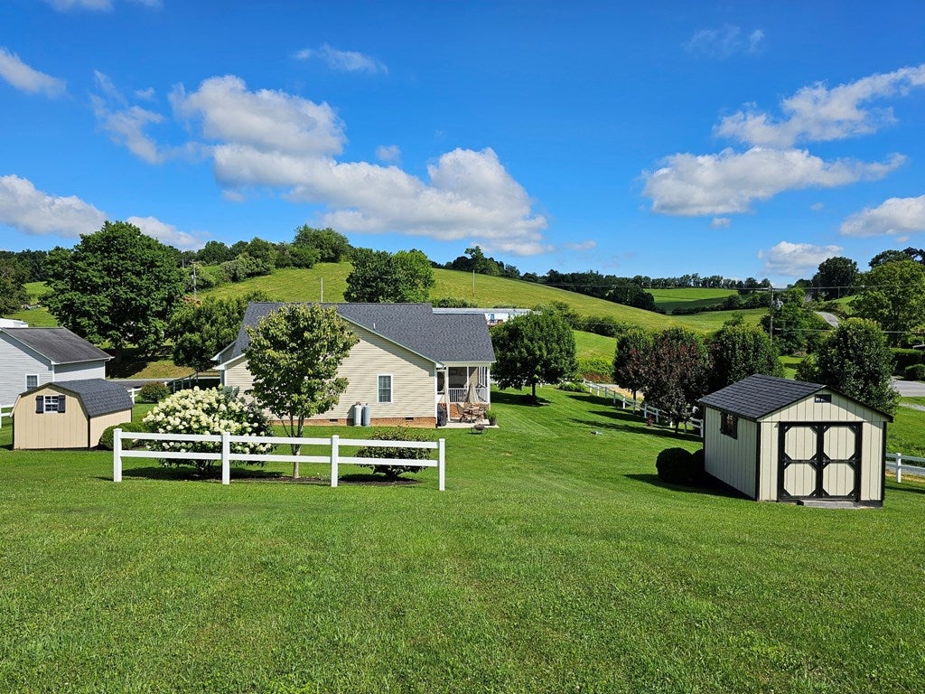 920 Old Ebenezer Road Marion, VA 24354 - Photo 13 of 52 Gallery Image 13