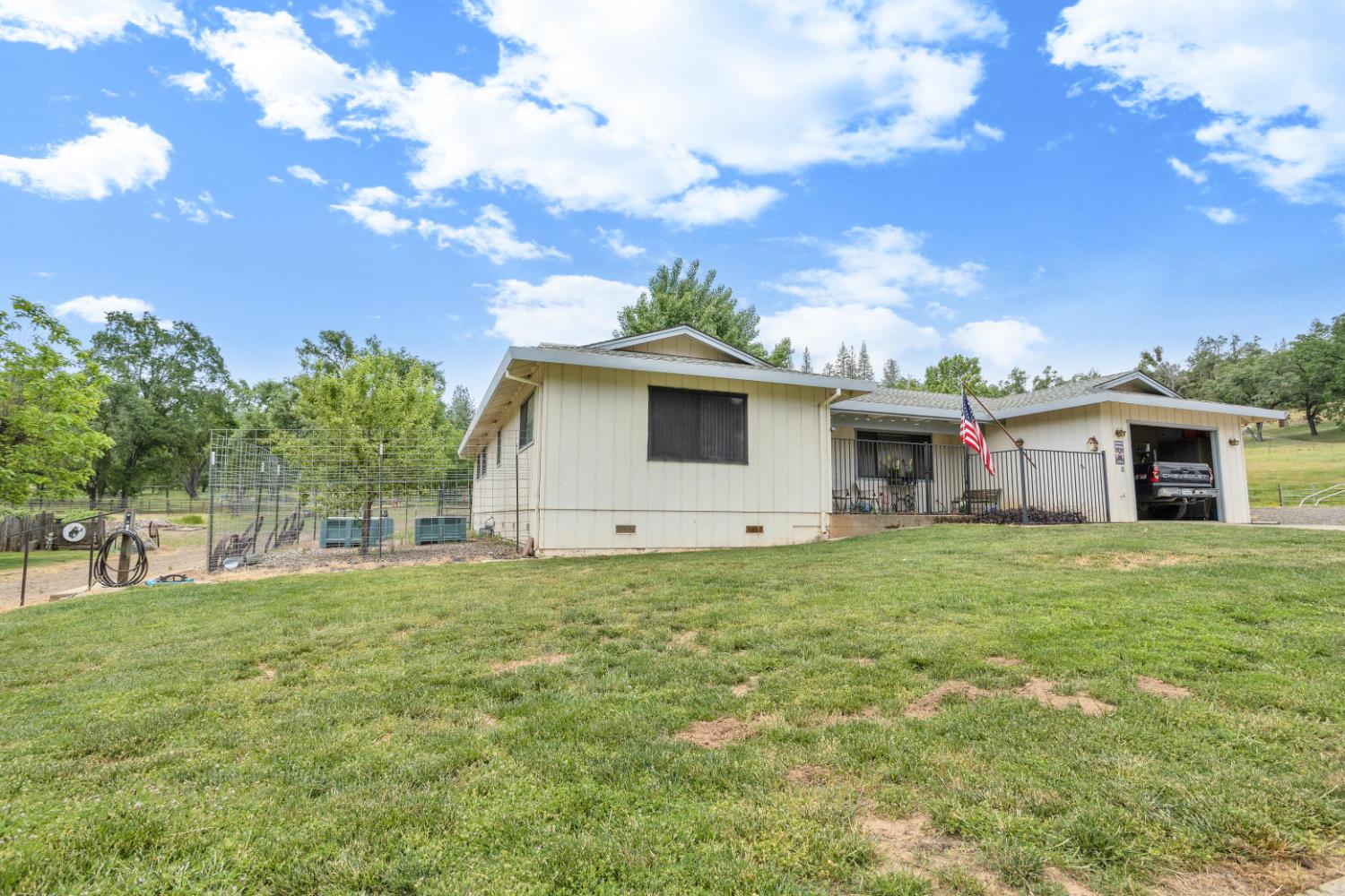 22025 Ferretti Road Groveland, CA 95321 - Photo 5 of 92