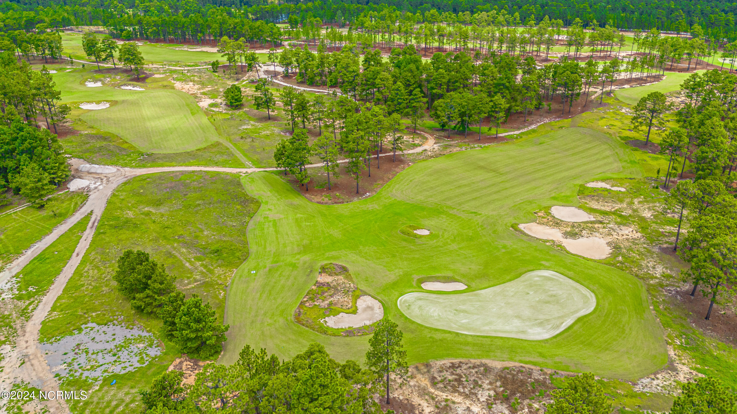 126 Old Course Road Aberdeen, NC 28315 - Photo 28 of 31 DJI_20240718124917_0011_D