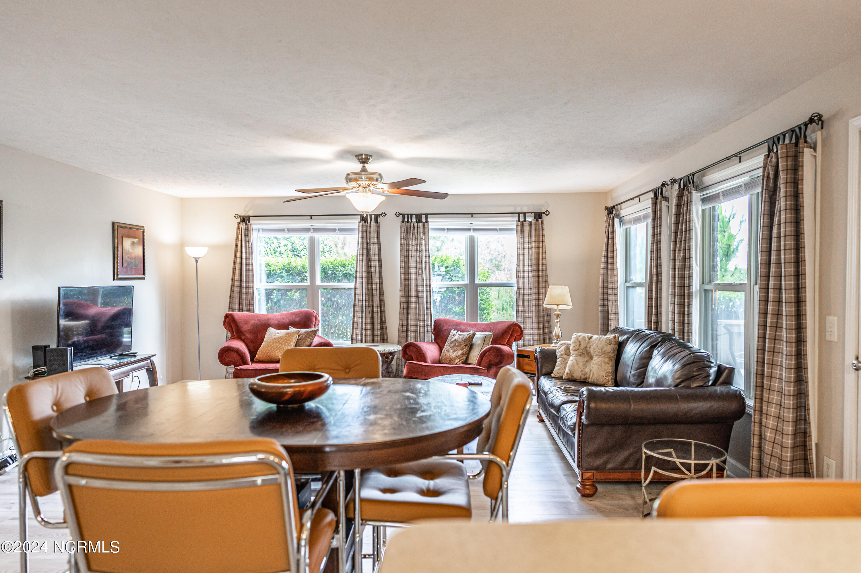 126 Old Course Road Aberdeen, NC 28315 - Photo 6 of 31 DSC07184