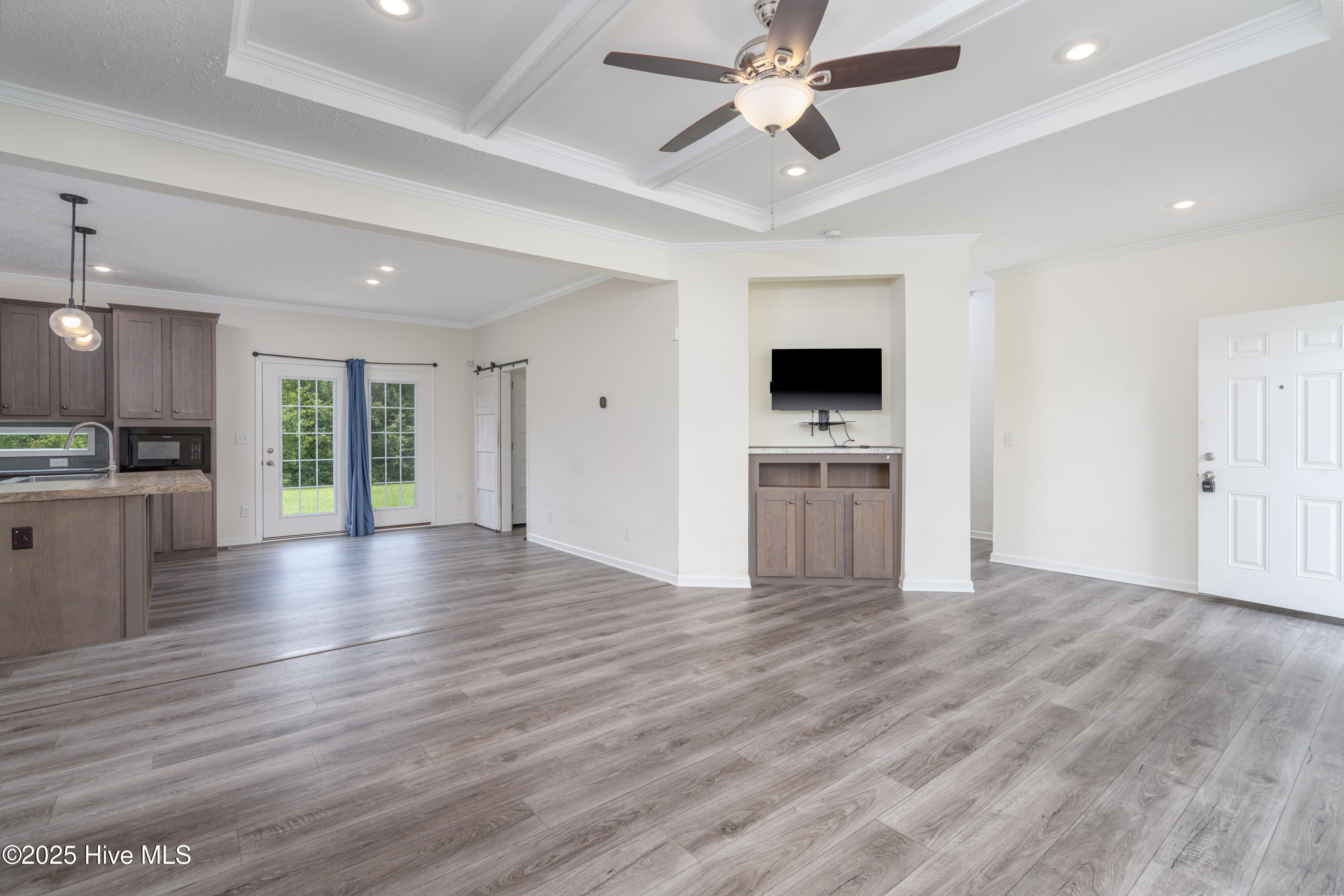 239 Belgrade-Swansboro Road Swansboro, NC 28584 - Photo 5 of 20 239 Belgrade-15