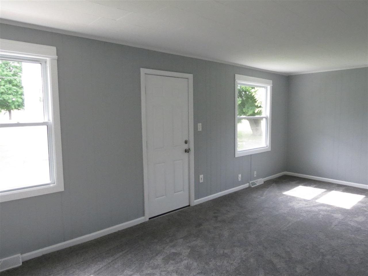 6499 Porter Road Grand Blanc, MI 48439 - Photo 4 of 26 21464294-3.JPG