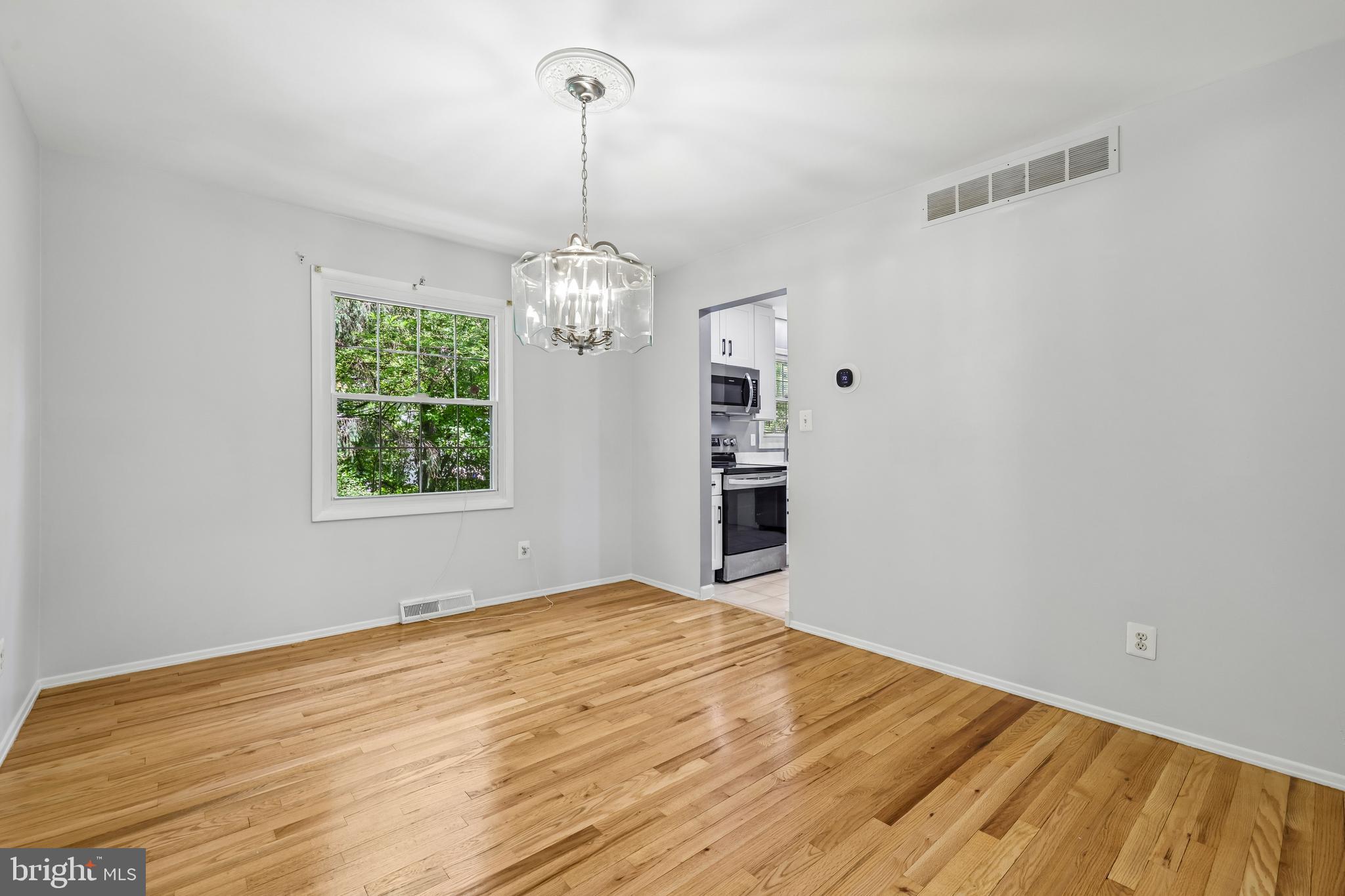 5233 Eliots Oak Road Columbia, MD 21044 - Photo 11 of 51 Dining Room