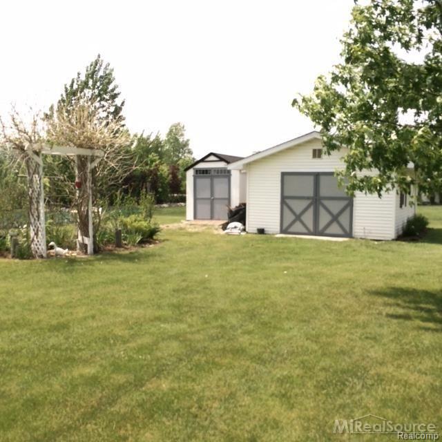 3339 Springborn Road East China, MI 48054 - Photo 25 of 30 25.jpg