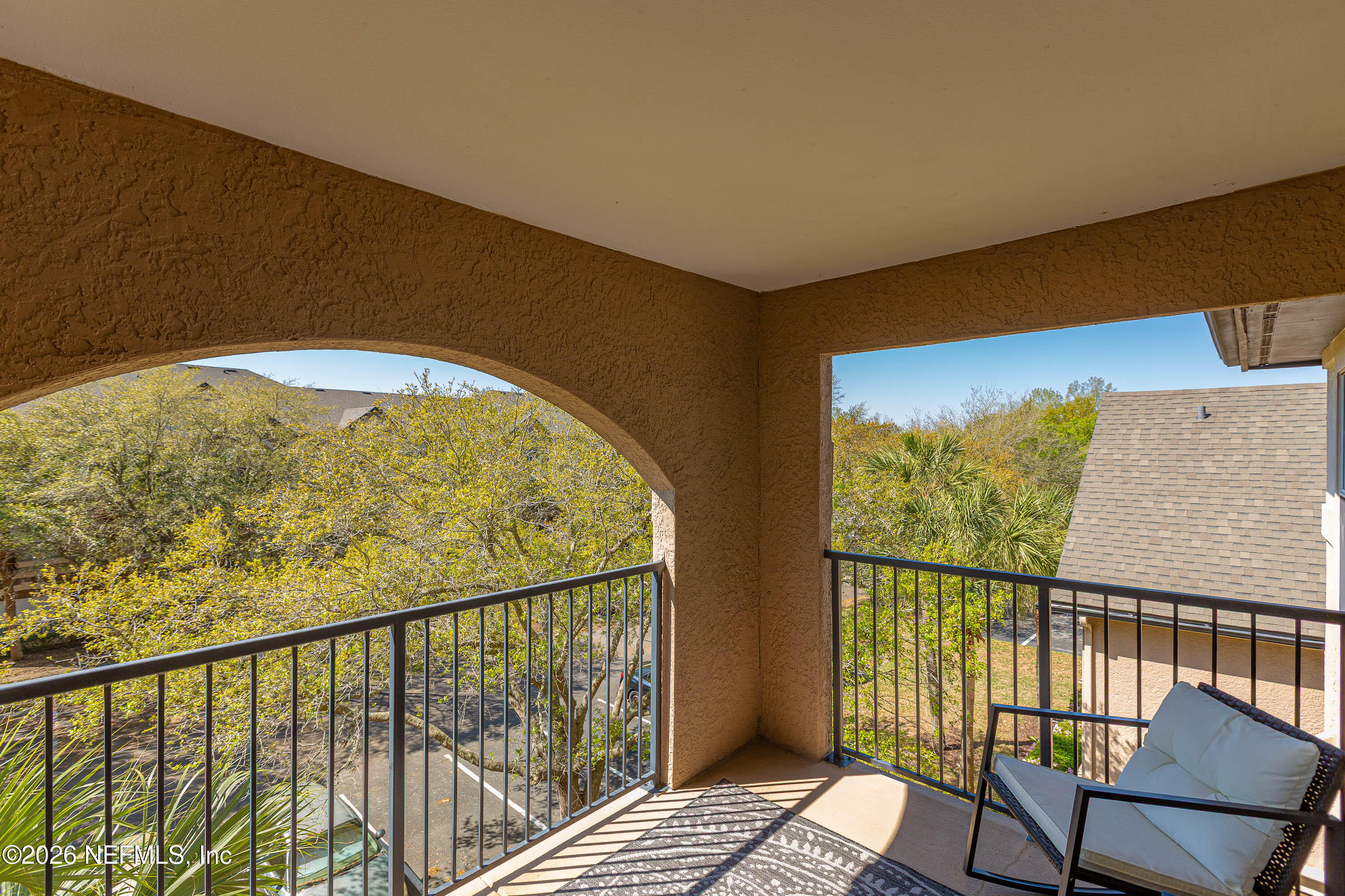 10961 Burnt Mill Road, Unit 734 Jacksonville, FL 32256 - Photo 21 of 35 a view of a balcony