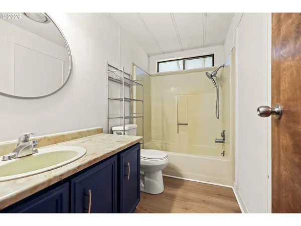 $395,000 | 1035 East Tamarack Avenue, Hermiston, OR 97838