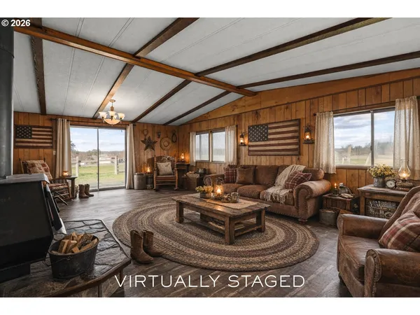 $395,000 | 1035 East Tamarack Avenue, Hermiston, OR 97838