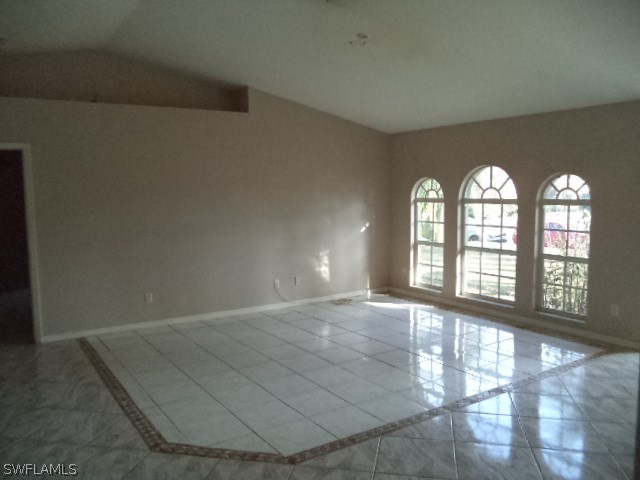 8389 Bahamas Road Fort Myers, FL 33967 - Photo 3 of 11 Gallery Image 3