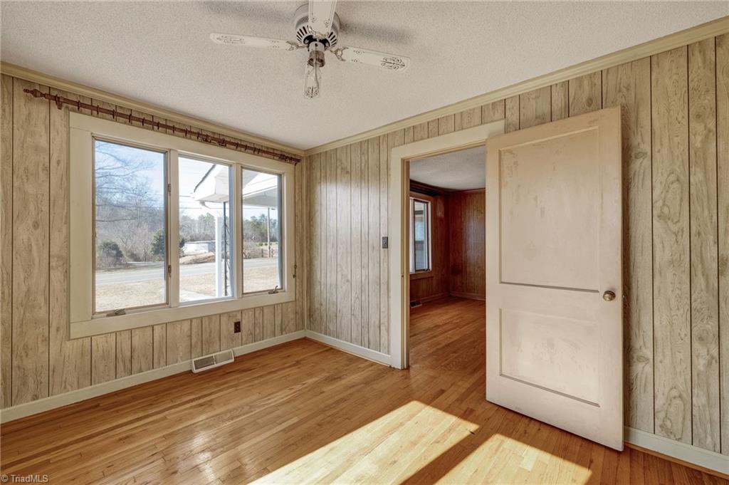 1228 Weaver Road Lexington, NC 27295 - Photo 13 of 35 Gallery Image 13