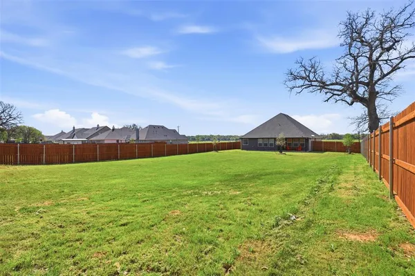 $340,000 | 1101 Springfield Road, Springtown, TX 76082