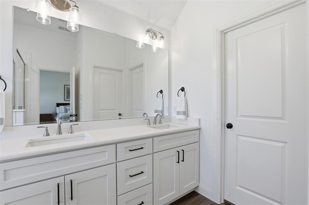 1101 Springfield Road Springtown, TX 76082 - Photo 21 of 32