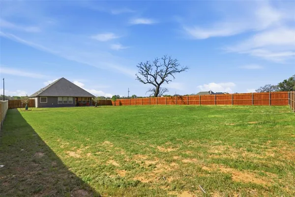 $340,000 | 1101 Springfield Road, Springtown, TX 76082