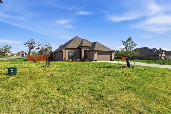$340,000 | 1101 Springfield Road, Springtown, TX 76082