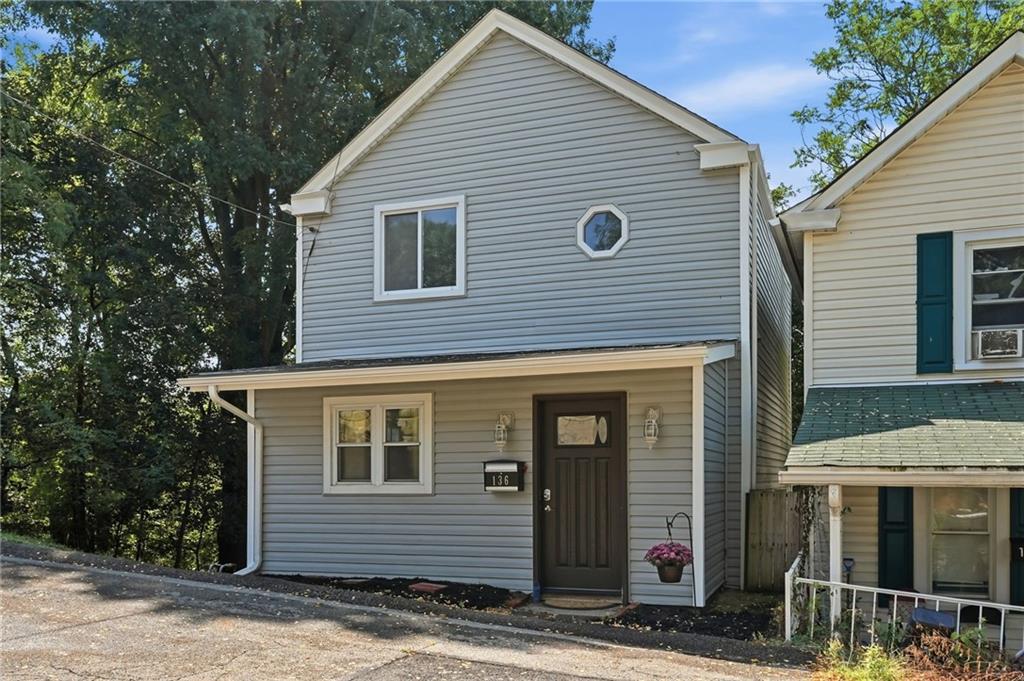136 Varney Street Pittsburgh, PA 15202 - Photo 2 of 34 Gallery Image 2