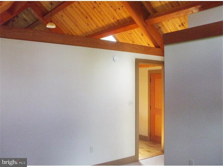 64 2nd Mountain Road Pine Grove, PA 17963 - Photo 12 of 23 Gallery Image 12