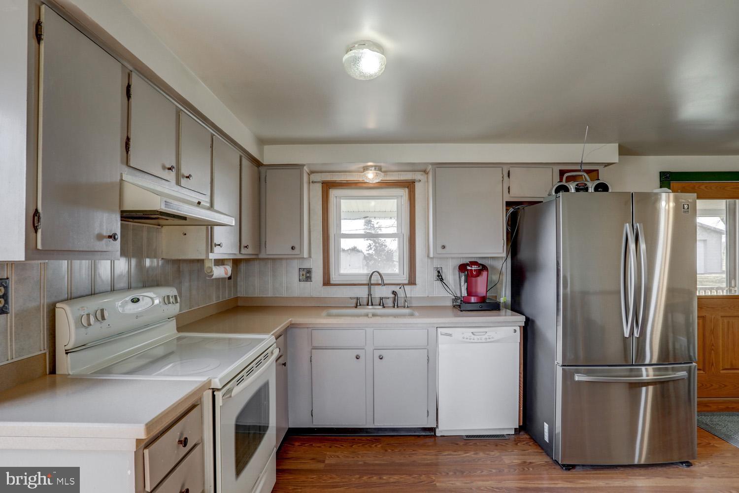 3592 Smaltz Road Womelsdorf, PA 19567 - Photo 13 of 32 Kitchen with vinyl plank flooring