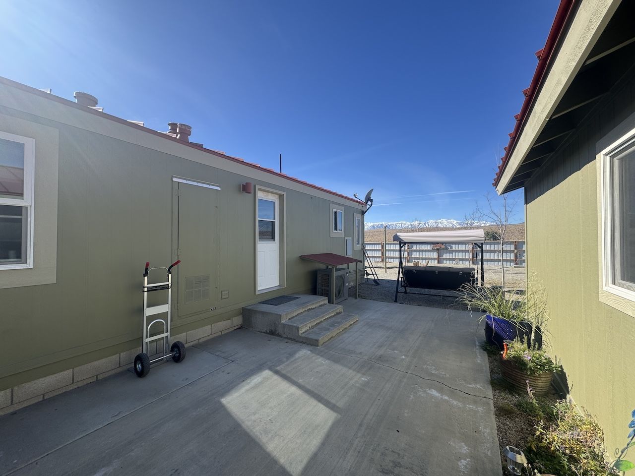 352 Wofford Road Bishop, CA 93514 - Photo 24 of 34 Patio Area