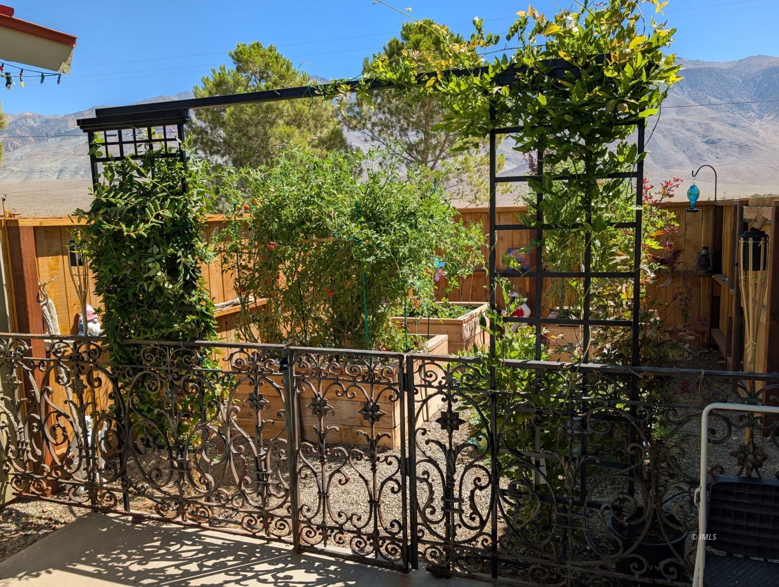 352 Wofford Road Bishop, CA 93514 - Photo 25 of 34 Garden Area