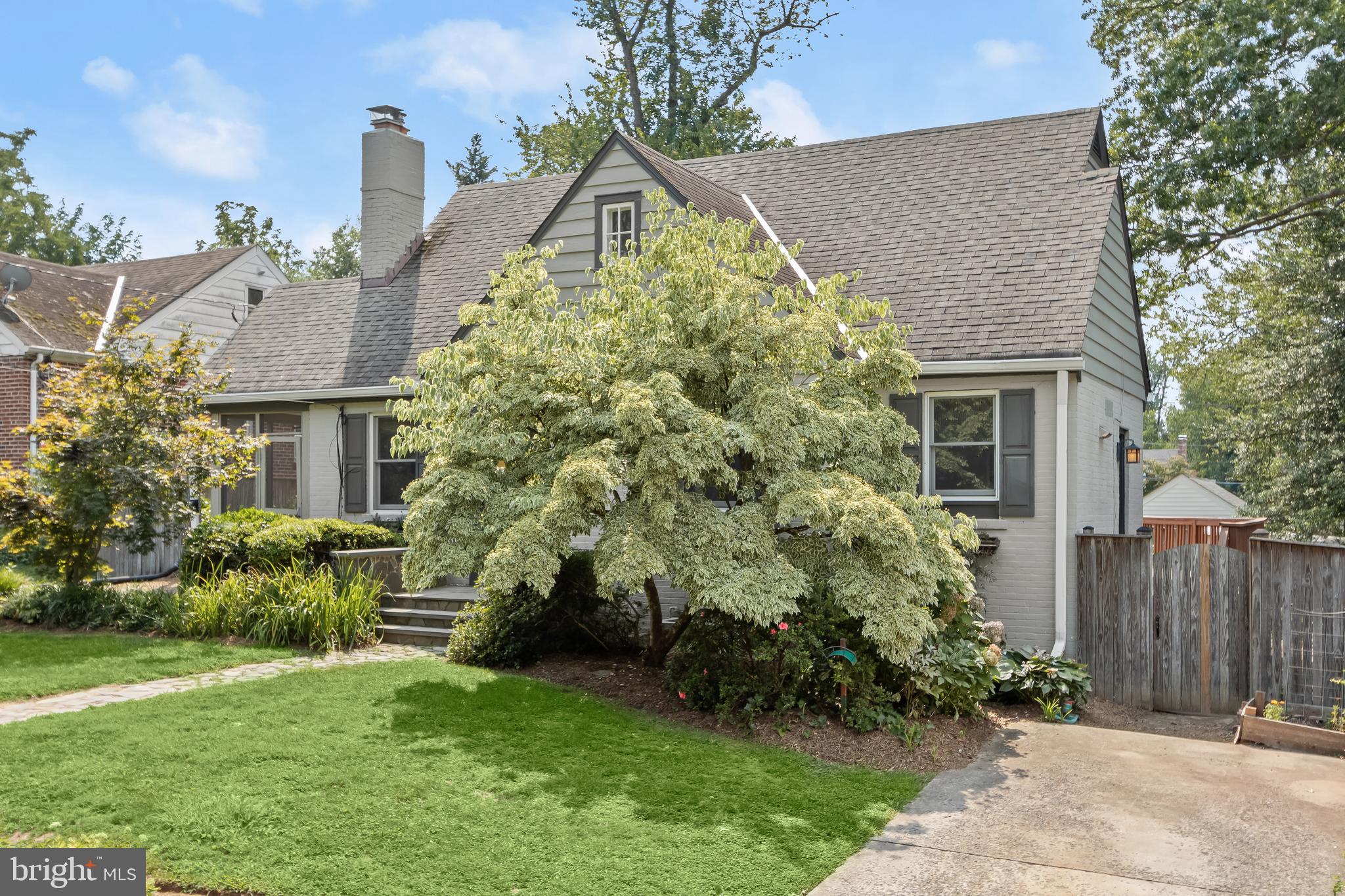 9312 Sudbury Road Silver Spring, MD 20901 - Photo 3 of 55