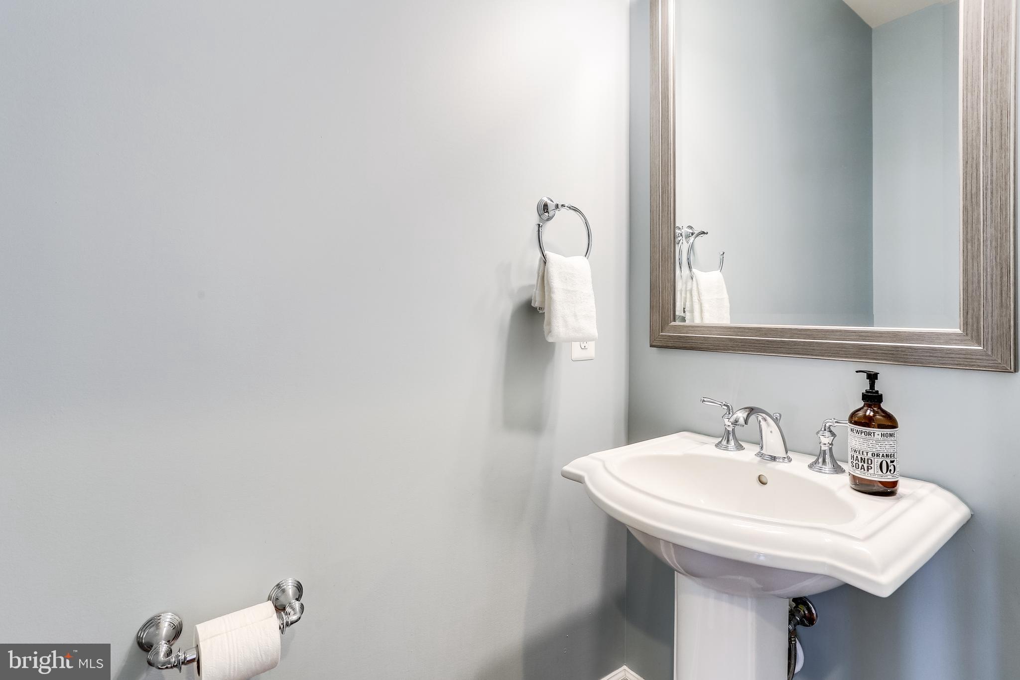 7772 Elmwood Road Fulton, MD 20759 - Photo 16 of 84 Main Level Powder Room