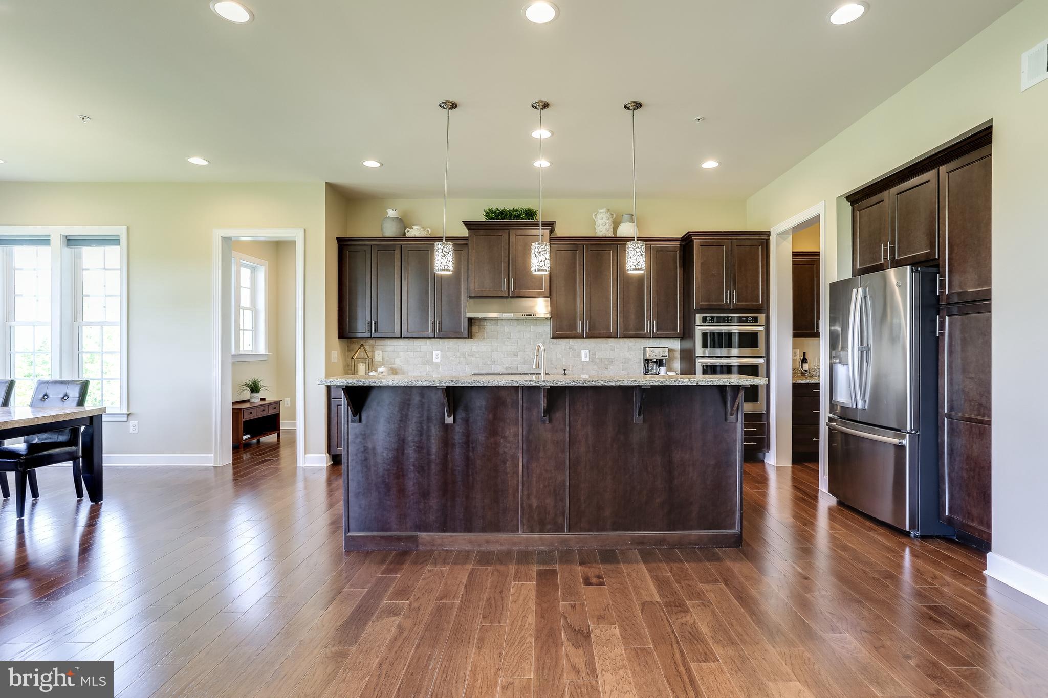7772 Elmwood Road Fulton, MD 20759 - Photo 7 of 84 Kitchen with Breakfast Bar