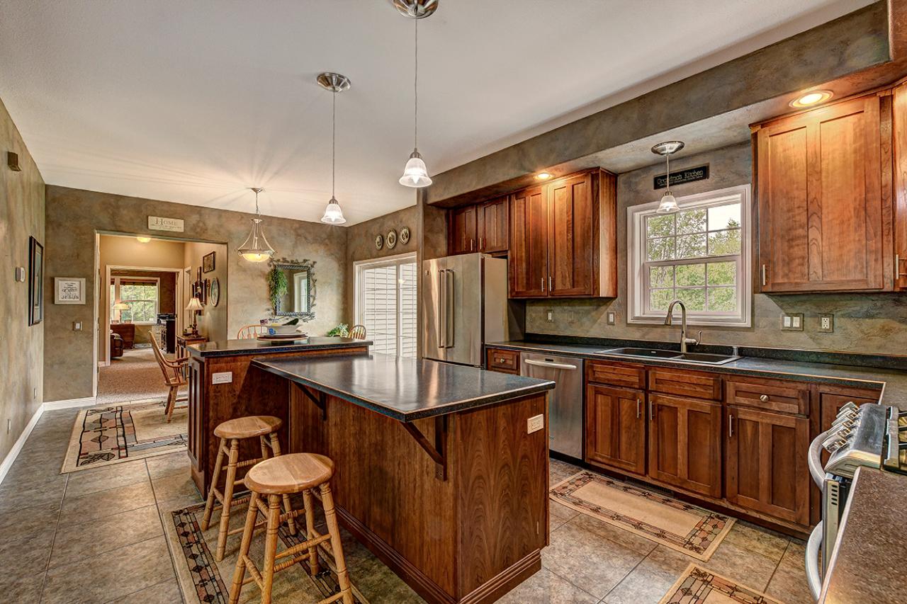 2681 Cth G Rhinelander, WI 54501 - Photo 2 of 40 Gallery Image 2