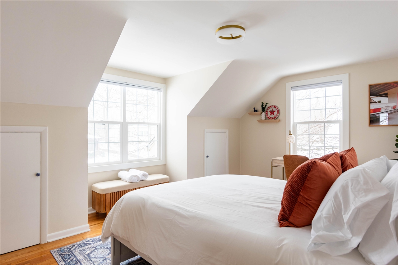 908 Spring Street Ann Arbor, MI 48103 - Photo 12 of 51