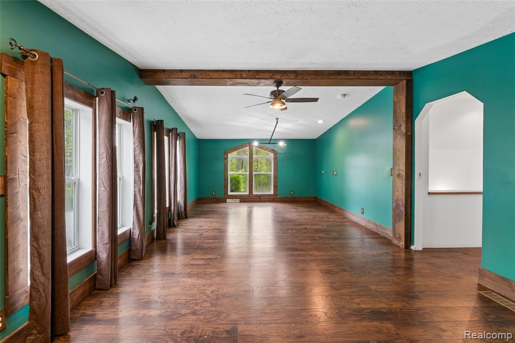 4587 Brown Road Vassar, MI 48768 - Photo 32 of 49
