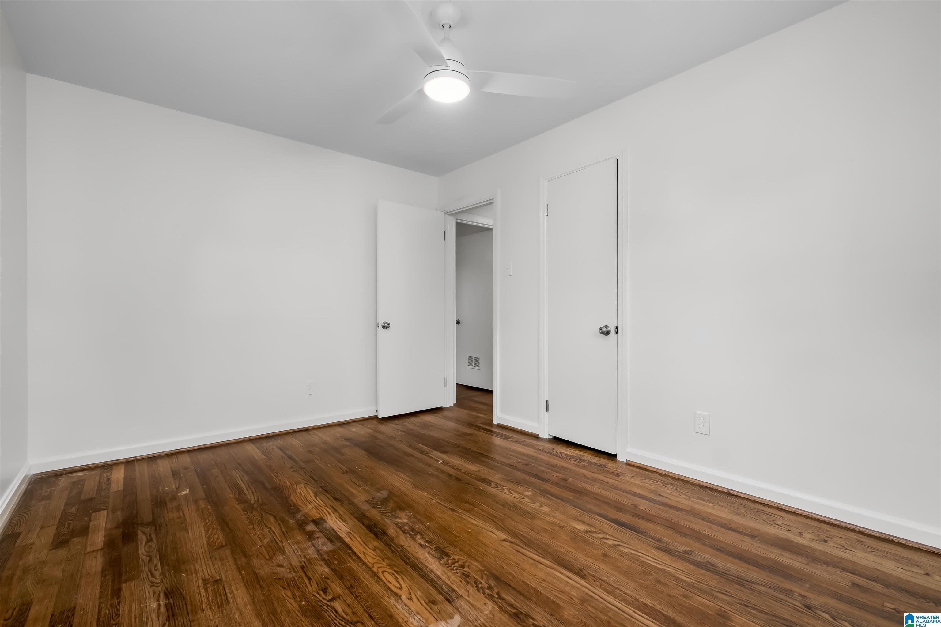 1529 Shades Crest Road Birmingham, AL 35226 - Photo 20 of 30