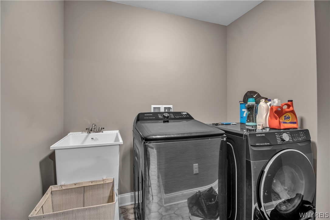 6409 Ward Road Wheatfield, NY 14132 - Photo 19 of 50