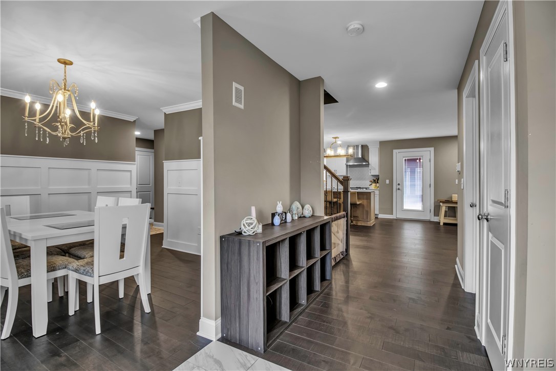 6409 Ward Road Wheatfield, NY 14132 - Photo 8 of 50