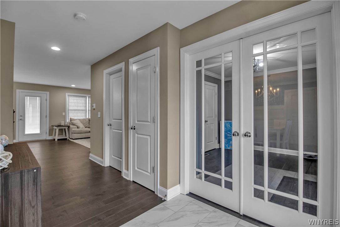 6409 Ward Road Wheatfield, NY 14132 - Photo 9 of 50