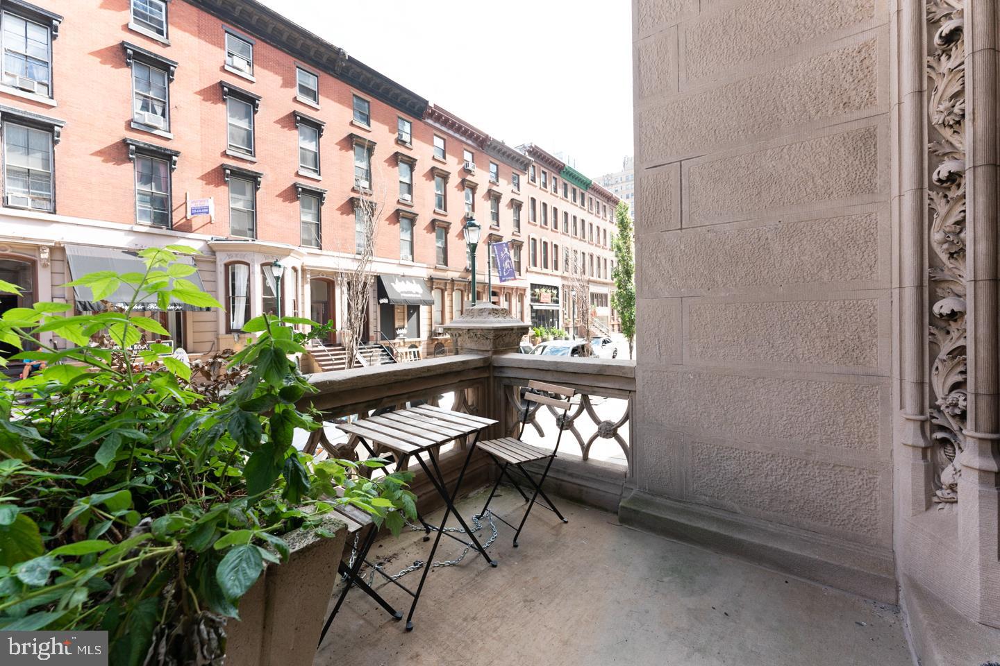 2032 Walnut Street Philadelphia, PA 19103 - Photo 21 of 32