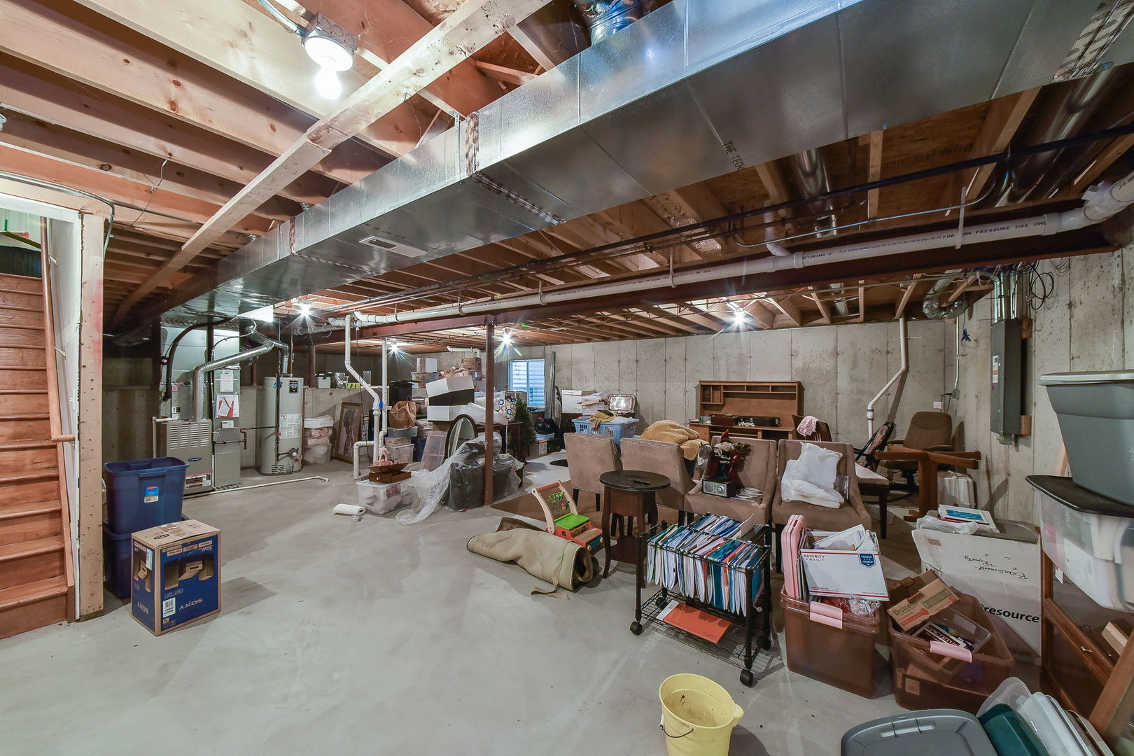 708 Bohannon Circle Oswego, IL 60543 - Photo 15 of 24 a view of a room with gym equipment